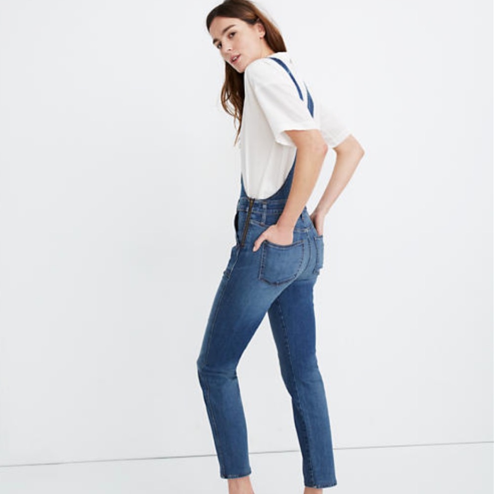 Madewell Stovepipe Overalls in Lortan Medium Wash - Picture 2 of 3